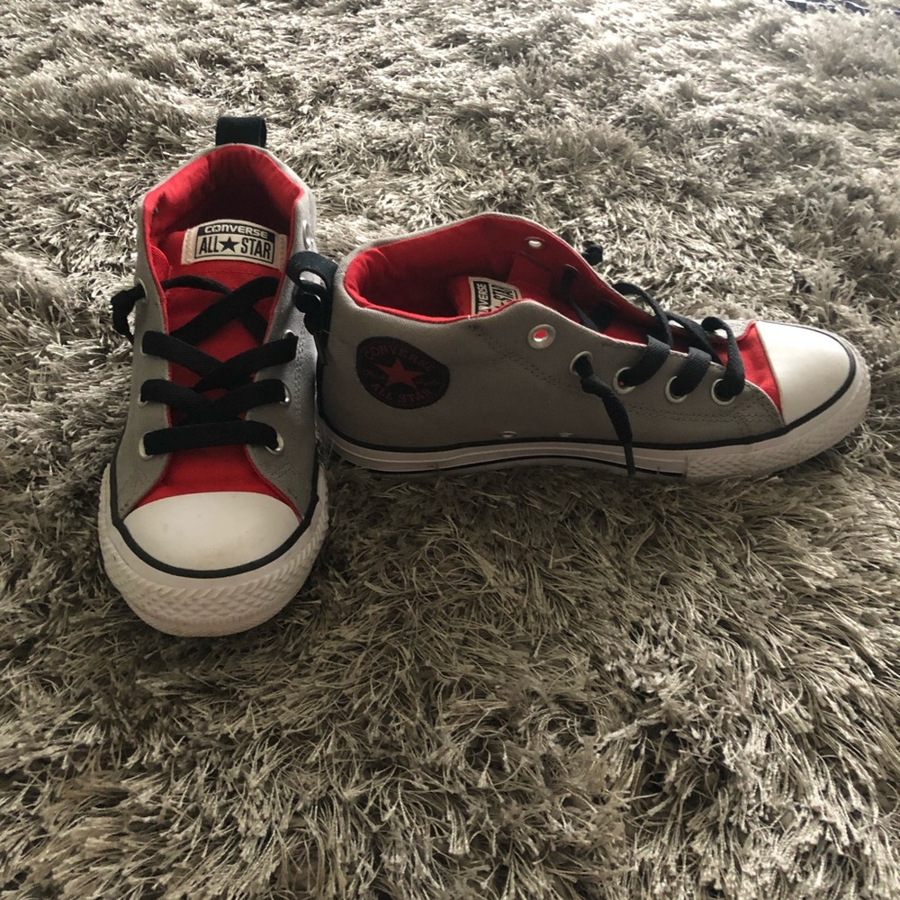 Boy’s Converse Hightops